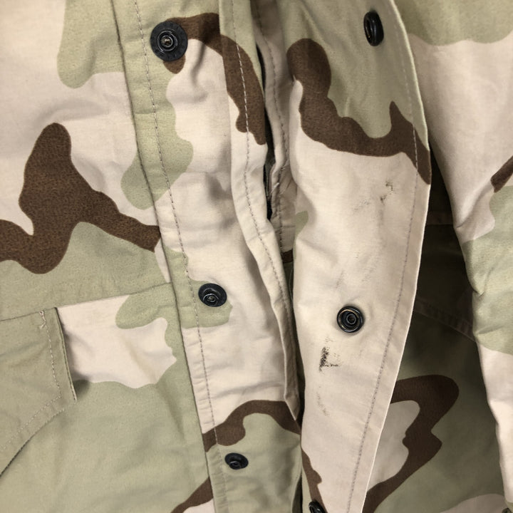 Genuine US military item, 00'S camouflage Pattern 3C desert camo ECWCS 1st GEN late model military Gore-Tex parka, made in USA, men's M equivalent /evb008597