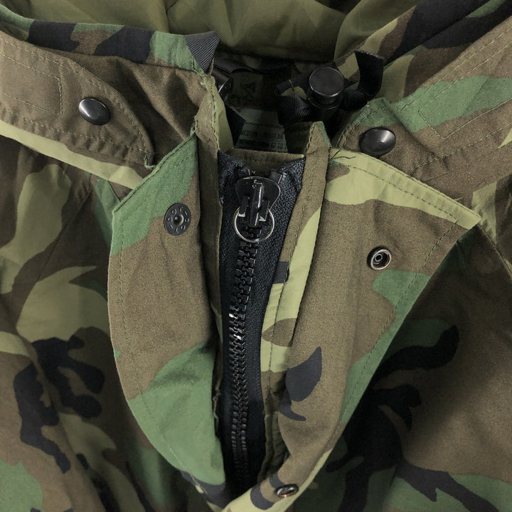 Genuine US military item, 90'S camouflage pattern woodland camo ECWCS 1st GEN late model military Gore-Tex parka made in USA vintage /evb009918