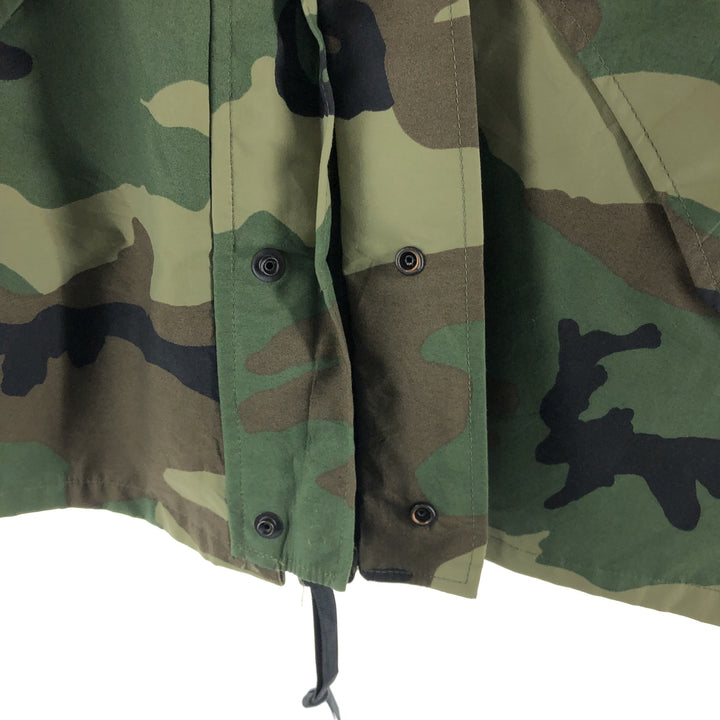 Genuine US military item, 90'S camouflage pattern woodland camo ECWCS 1st GEN late model military Gore-Tex parka made in USA vintage /evb009918