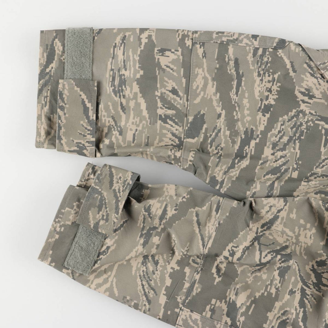 Authentic US military USAIR FORCE APECS Camouflage Pattern ABU Digital Tiger Camo Military Gore-Tex Parka, Made in USA, Large Regular Nylon Khaki type Vintage Second Hand