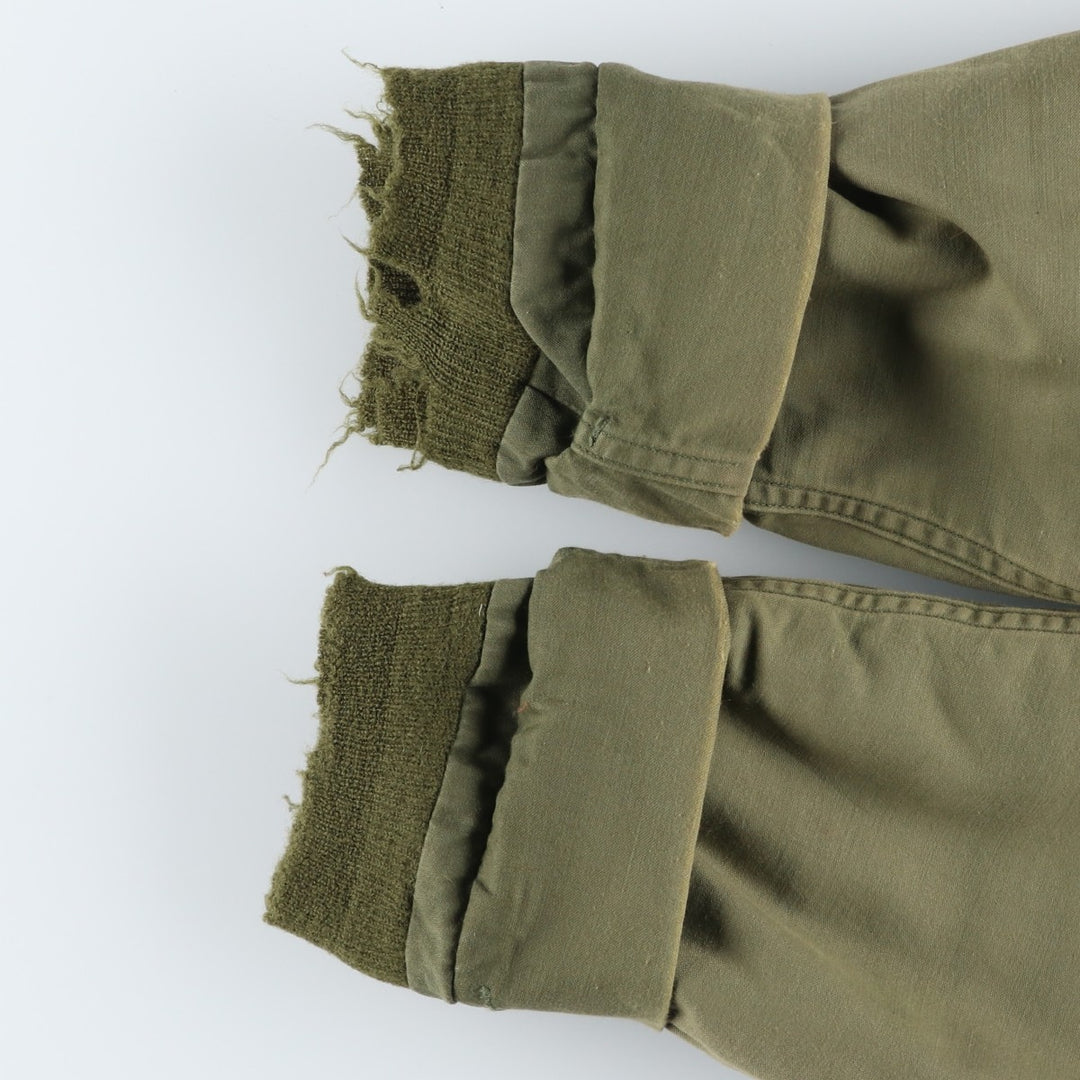 Discounted due to minor imperfections: Genuine US military A-2 deck jacket, men's size M equivalent, vintage. unclear Khaki type Vintage Second Hand