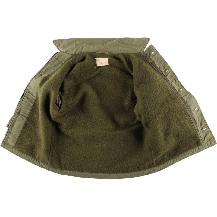 Special discounted price due to minor imperfections: 1970'S US military A-2 deck jacket, made in USA, men's size M equivalent, vintage. unclear Khaki type Vintage Second Hand