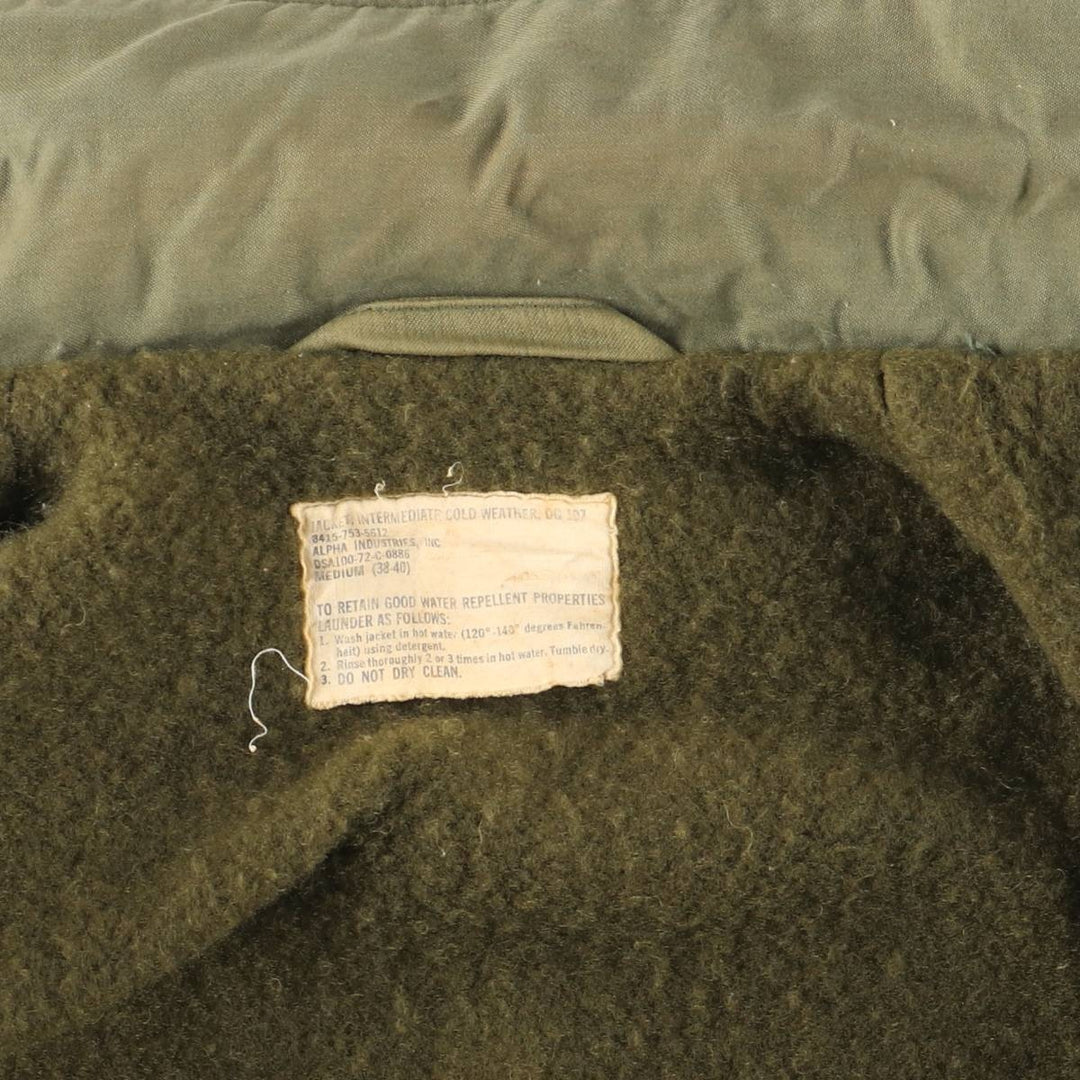 Special discounted price due to minor imperfections: 1970'S US military A-2 deck jacket, made in USA, men's size M equivalent, vintage. unclear Khaki type Vintage Second Hand