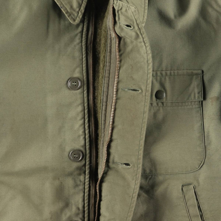 Special discounted price due to minor imperfections: 1970'S US military A-2 deck jacket, made in USA, men's size M equivalent, vintage. unclear Khaki type Vintage Second Hand
