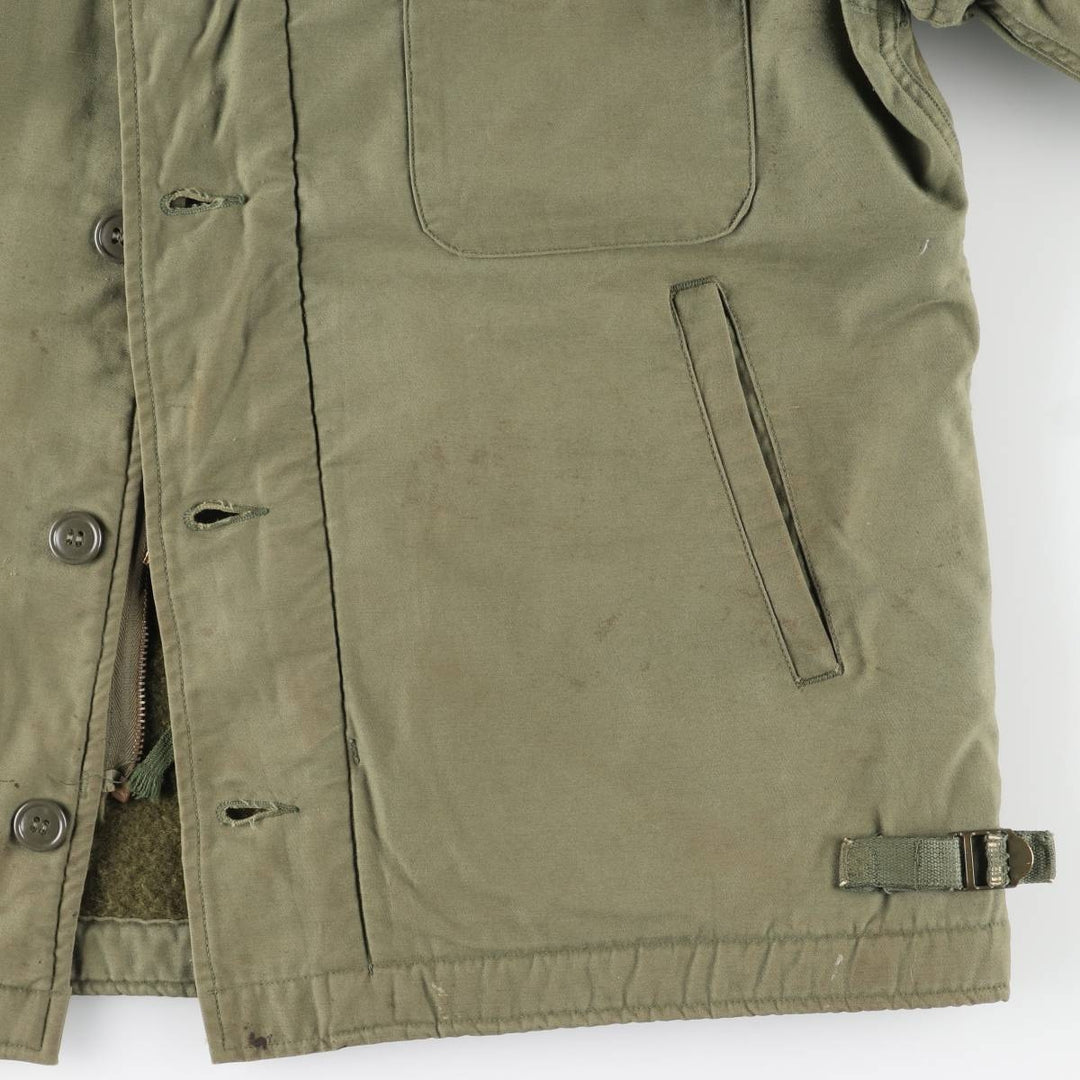 Special discounted price due to minor imperfections: 1970'S US military A-2 deck jacket, made in USA, men's size M equivalent, vintage. unclear Khaki type Vintage Second Hand