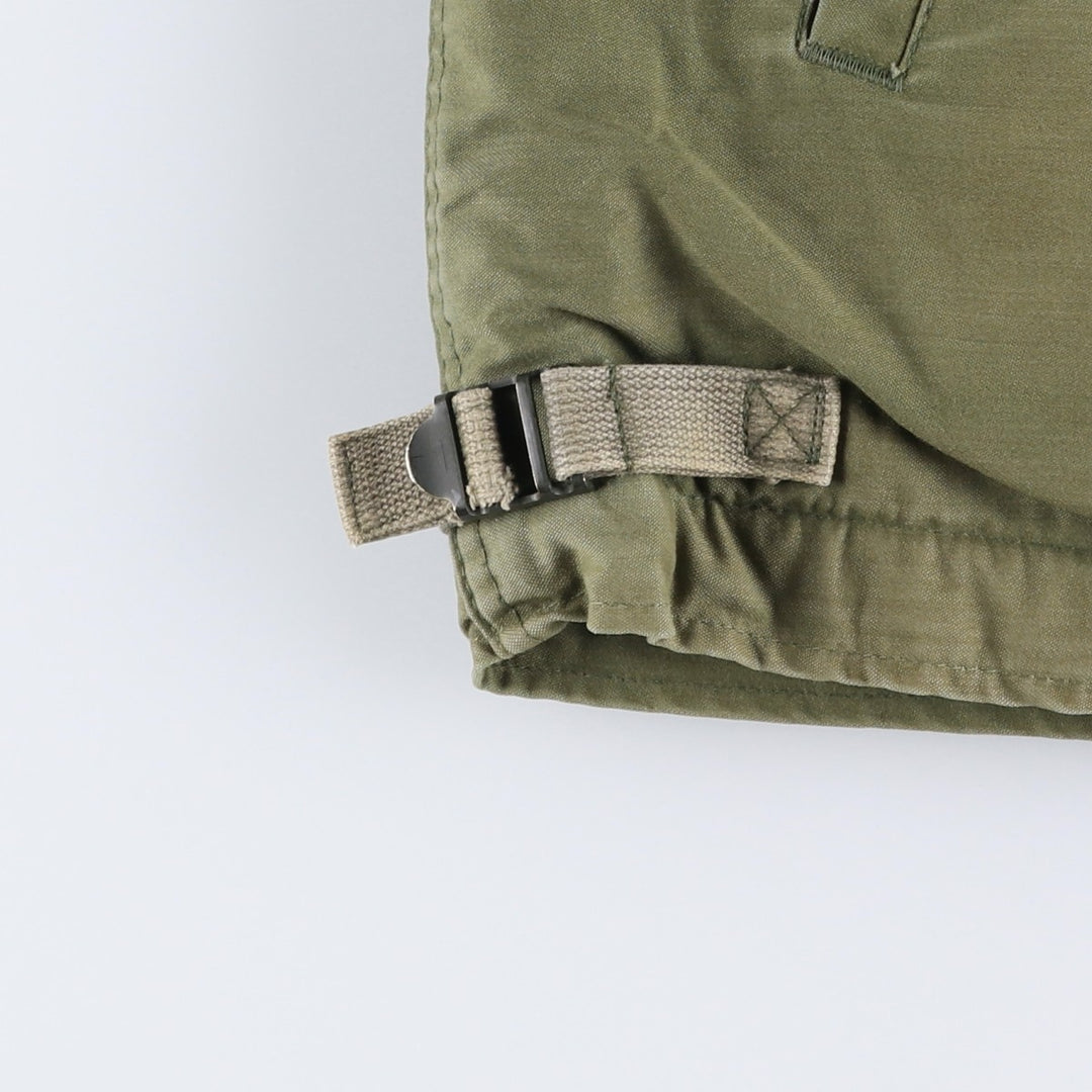 1980'S US Military A-2 Military Deck Jacket, Made in USA, MEDIUM (38-40), Men's M equivalent, Vintage Nylon Khaki type Vintage Second Hand