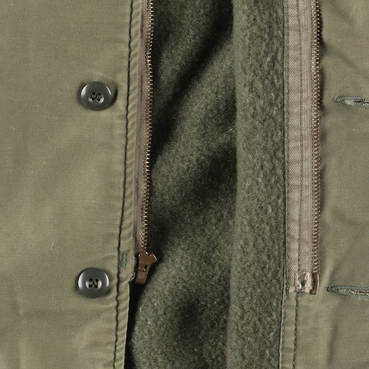 Special discounted price due to minor imperfections: 1970'S US military A-2 deck jacket, made in USA, MEDIUM (equivalent to men's M), vintage. unclear Khaki type sage green Vintage Second Hand