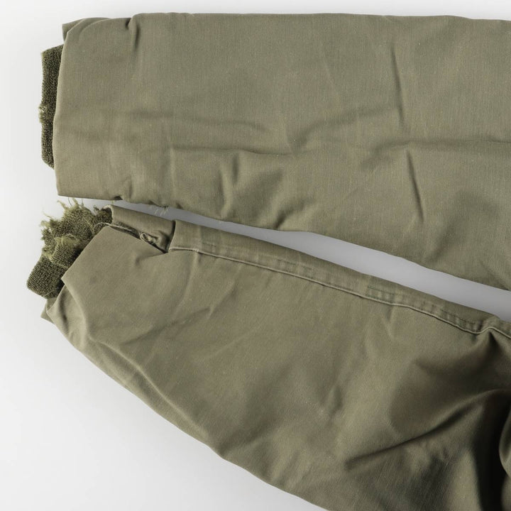Special discounted price due to minor imperfections: 1970'S US military A-2 deck jacket, made in USA, MEDIUM (equivalent to men's M), vintage. unclear Khaki type sage green Vintage Second Hand