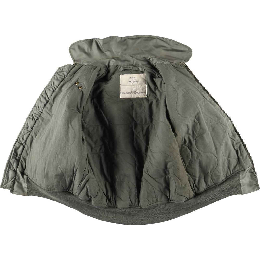 1980'S US Military Issue, Padded CWU 45 Jacket with Badge Aromatic polyamide Khaki type sage green Vintage Second Hand