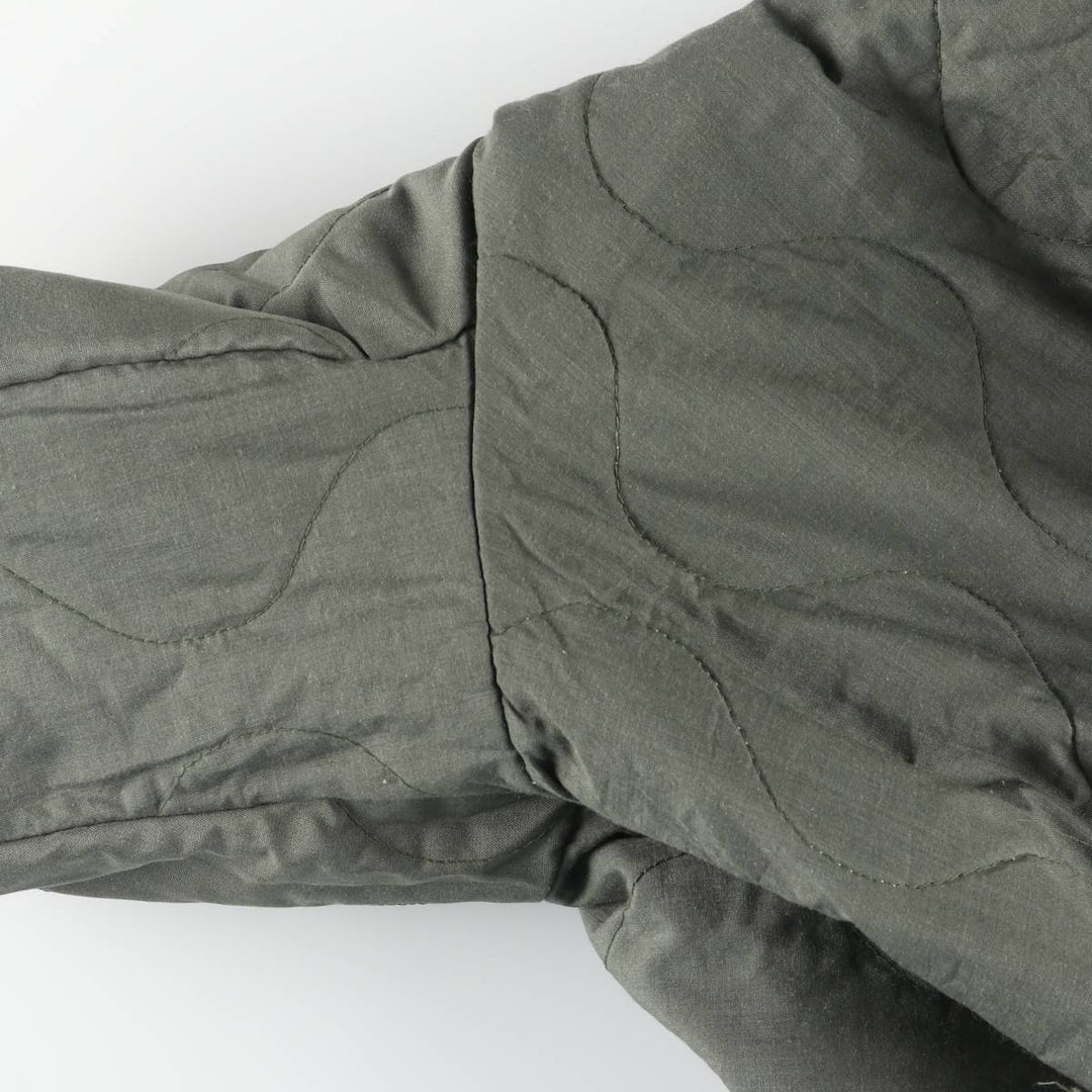 1980'S US Military Issue, Padded CWU 45 Jacket with Badge Aromatic polyamide Khaki type sage green Vintage Second Hand