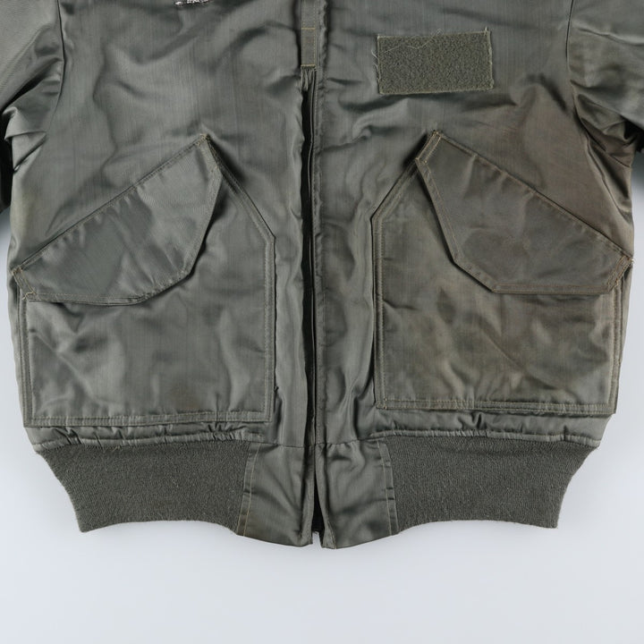 1980'S US Military Issue, Padded CWU 45 Jacket with Badge Aromatic polyamide Khaki type sage green Vintage Second Hand