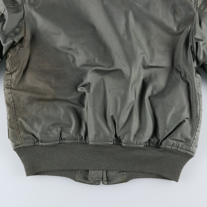 1980'S US Military Issue, Padded CWU 45 Jacket with Badge Aromatic polyamide Khaki type sage green Vintage Second Hand