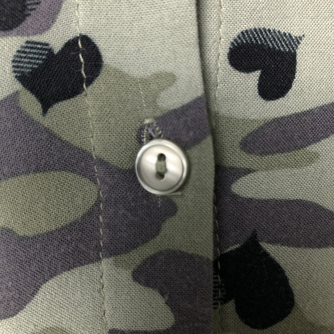 Camouflage Woodland Camo Heart Pattern Long Sleeve Shirt, Women's Size Medium unclear Khaki type Vintage Second Hand