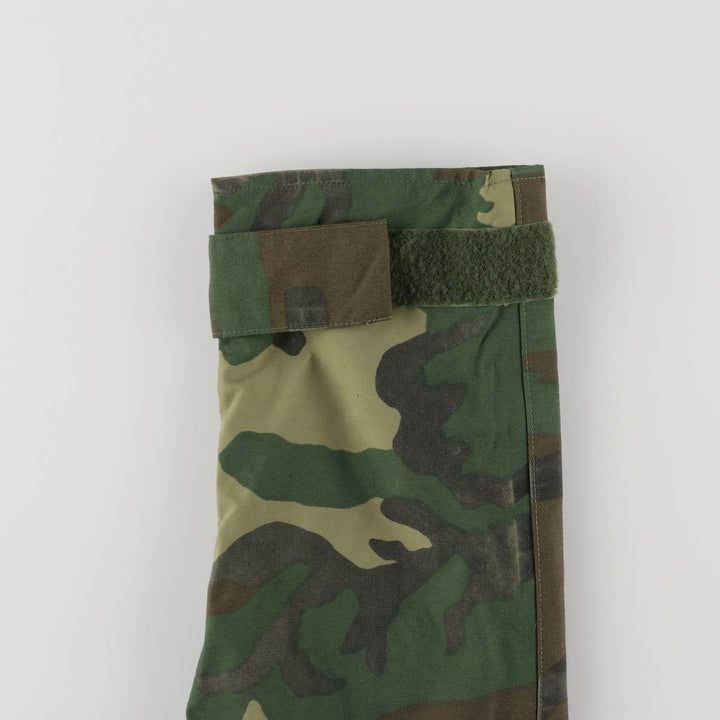 Authentic 1990'S US military Woodland Camo ECWCS 1st Gen Military Gore-Tex Parka, Made in USA, Small Regular, Men's Size Small Nylon Khaki type sage green Vintage Second Hand