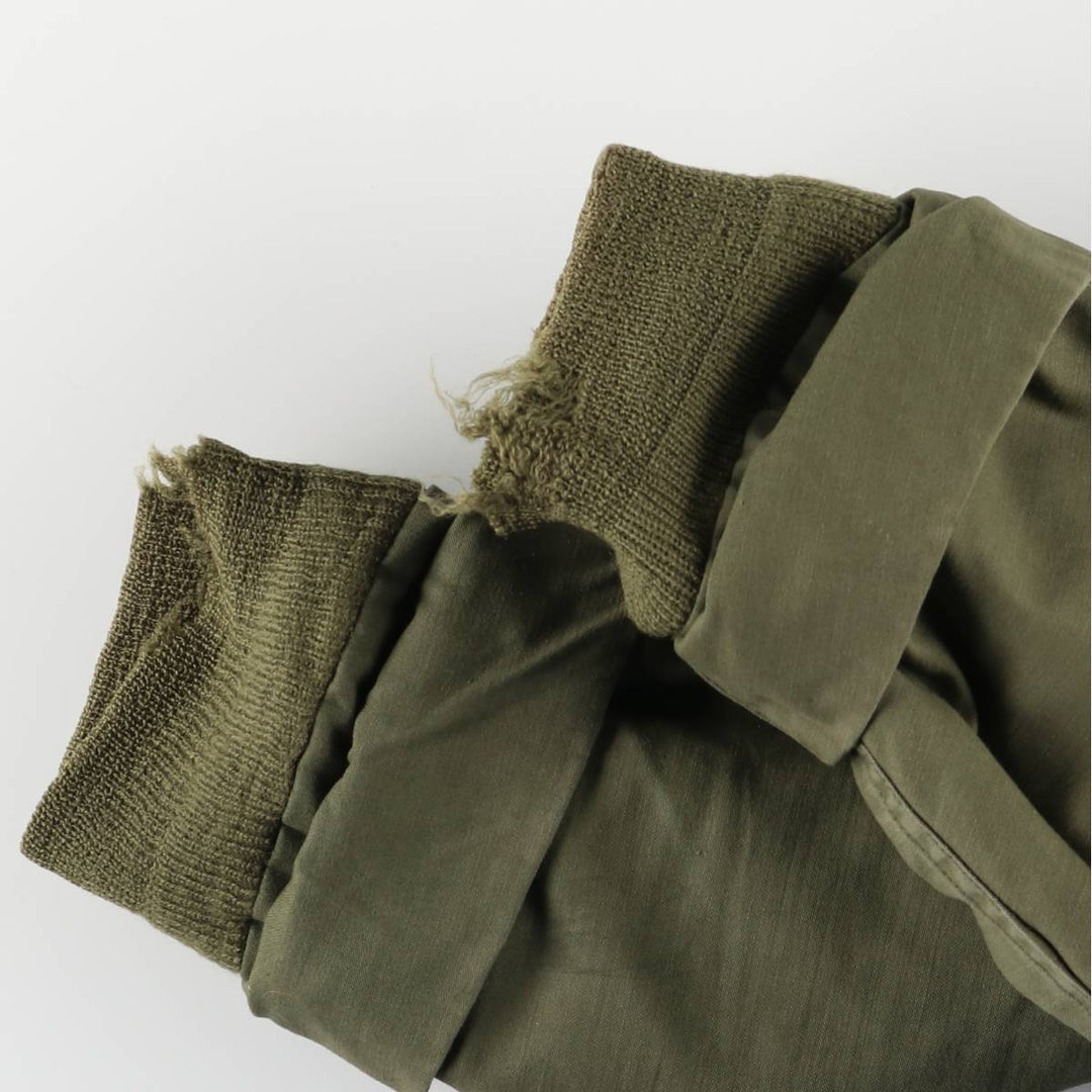 Authentic 1960'S US military A-2 deck jacket with back stencil, made in the USA, size MEDIUM (38-40), men's size M. unclear Khaki type sage green Vintage Second Hand