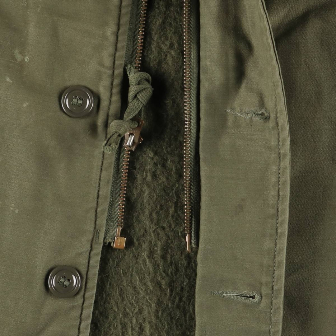 Authentic 1960'S US military A-2 deck jacket with back stencil, made in the USA, size MEDIUM (38-40), men's size M. unclear Khaki type sage green Vintage Second Hand