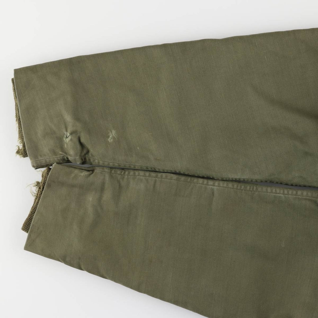 Authentic 1960'S US military A-2 deck jacket with back stencil, made in the USA, size MEDIUM (38-40), men's size M. unclear Khaki type sage green Vintage Second Hand