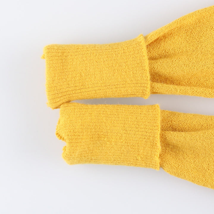 Sportswear V-neck Alpaca Knit Sweater, Women's Size Medium, Vintage alpaca yellow type Vintage Second Hand