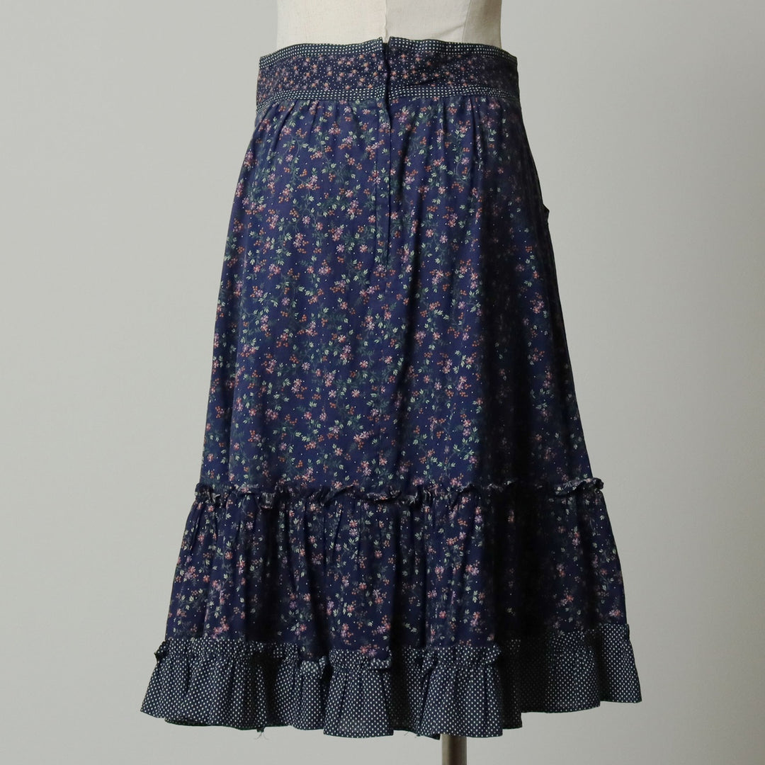 Vintage 1970'S Gunne Sax Gannies ruffled all-over print cotton half-length flared skirt, size M, women's cotton navy blue type Vintage Second Hand