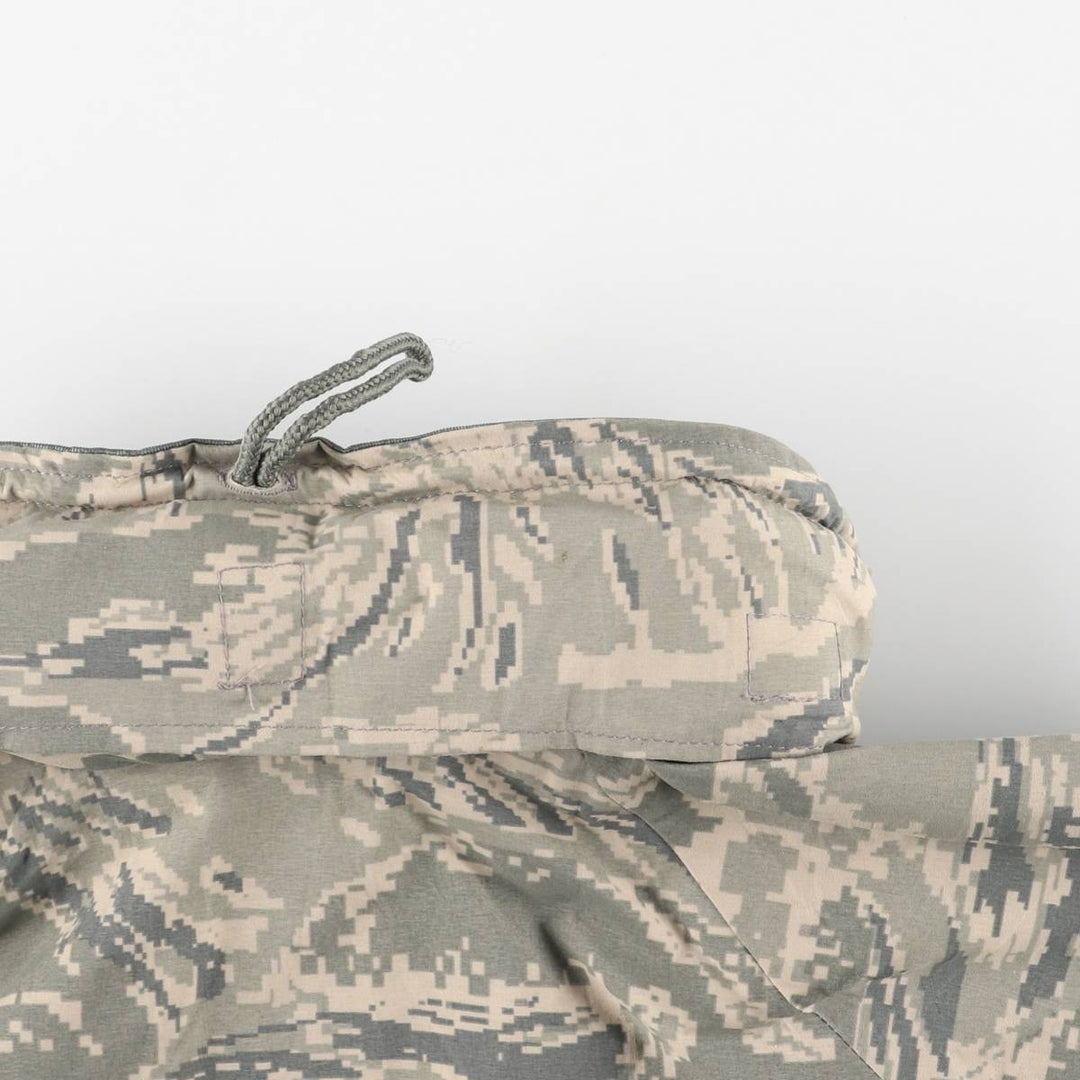 Civilian Camouflage Pattern ABU Digital Tiger Camo Military Gore-Tex Parka, Made in USA, Men's Size Small unclear Beige type Vintage Second Hand