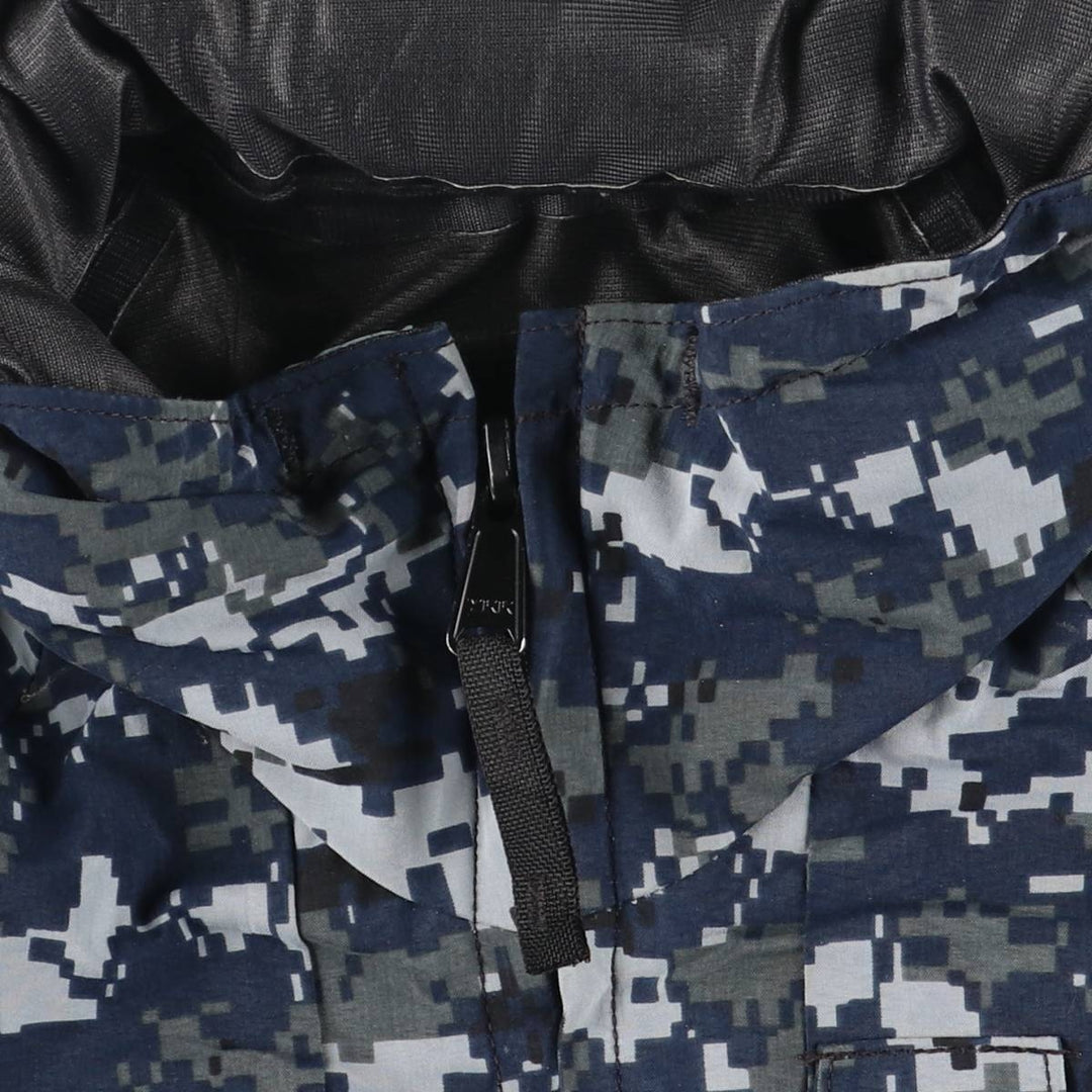 Authentic US military camouflage pattern NWU digital camo military Gore-Tex parka, made in the USA, small short, equivalent to a men's size S. Nylon navy blue type Vintage Second Hand