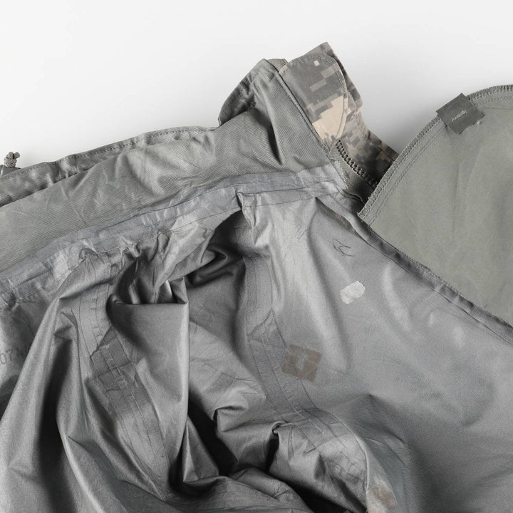 Authentic 2000'S US Military Camouflage Pattern ABU Digital Tiger Camo ECWCS 2nd Gen Military Gore-Tex Parka, Made in USA, Small-Regular unclear Beige type Vintage Second Hand
