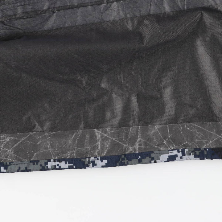 Authentic 2000'S US military camouflage pattern NWU digital camo military Gore-Tex parka, USA-made, SMALL-X-SHORT, men's size S. Nylon navy blue type Vintage Second Hand