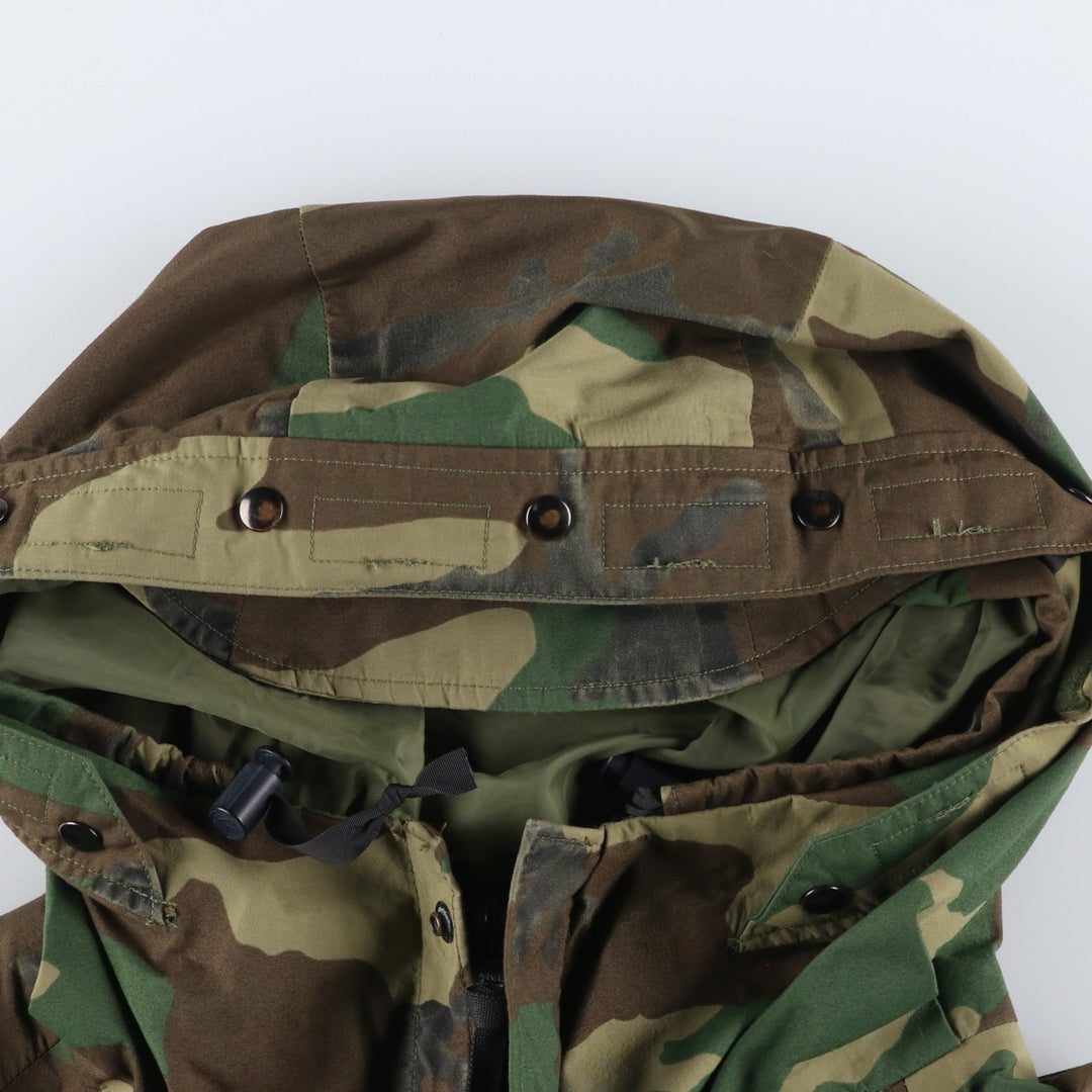 1990'S US Military Camouflage Pattern ECWCS 1st Gen. Late Model Military Gore-Tex Parka, Large Regular, Men's Size L Nylon Khaki type Vintage Second Hand