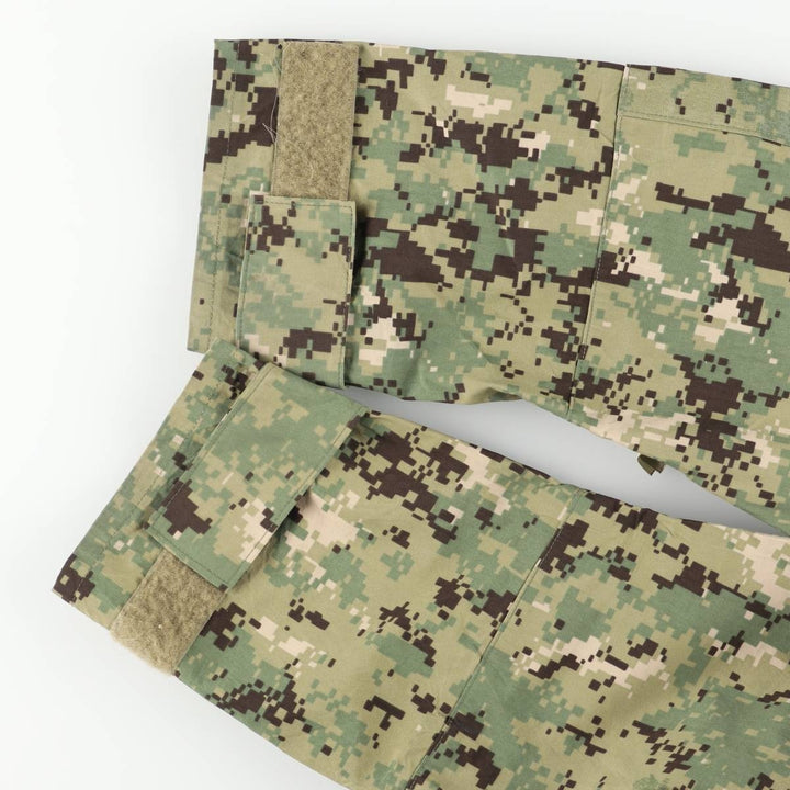 Camouflage pattern US military Gore-Tex parka, Made in USA, Small/Regular, Men's Size S Nylon Khaki type Vintage Second Hand