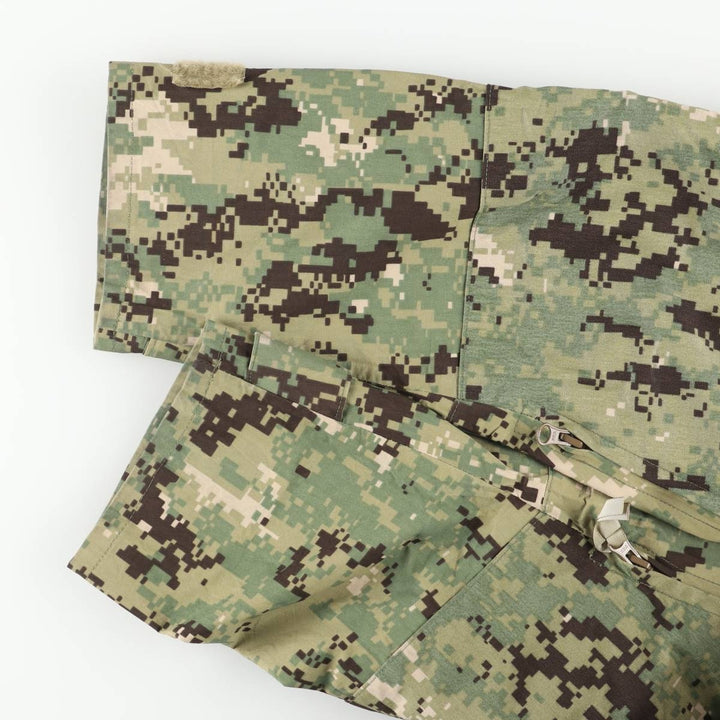 Camouflage pattern US military Gore-Tex parka, Made in USA, Small/Regular, Men's Size S Nylon Khaki type Vintage Second Hand