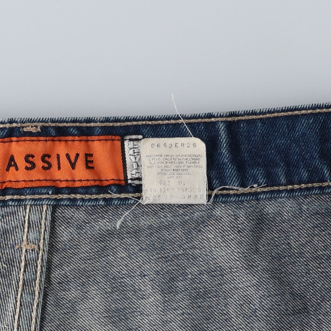90'S Big Size Levi's Silver Tab Massive Denim Shorts, Made in USA, Men's W43 (approx.) cotton blue type Vintage Second Hand