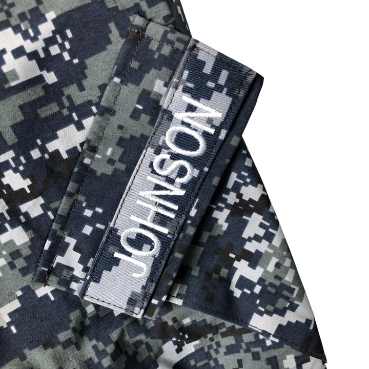 Authentic 2000'S US Navy Camouflage Pattern NWU Digital Camo Military Gore-Tex Parka, Made in USA, Medium Long, Men's Size M Nylon navy blue type Vintage Second Hand