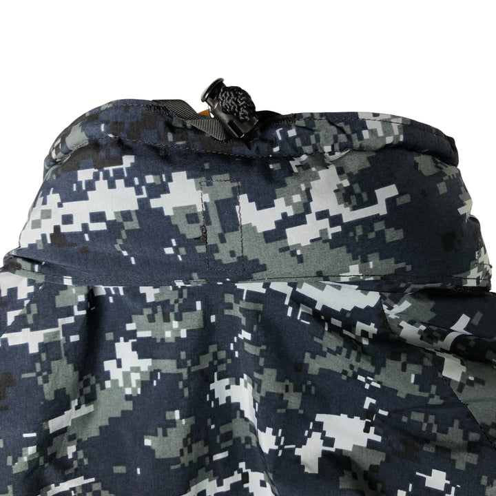 Authentic 2000'S US Navy Camouflage Pattern NWU Digital Camo Military Gore-Tex Parka, Made in USA, Medium Long, Men's Size M Nylon navy blue type Vintage Second Hand