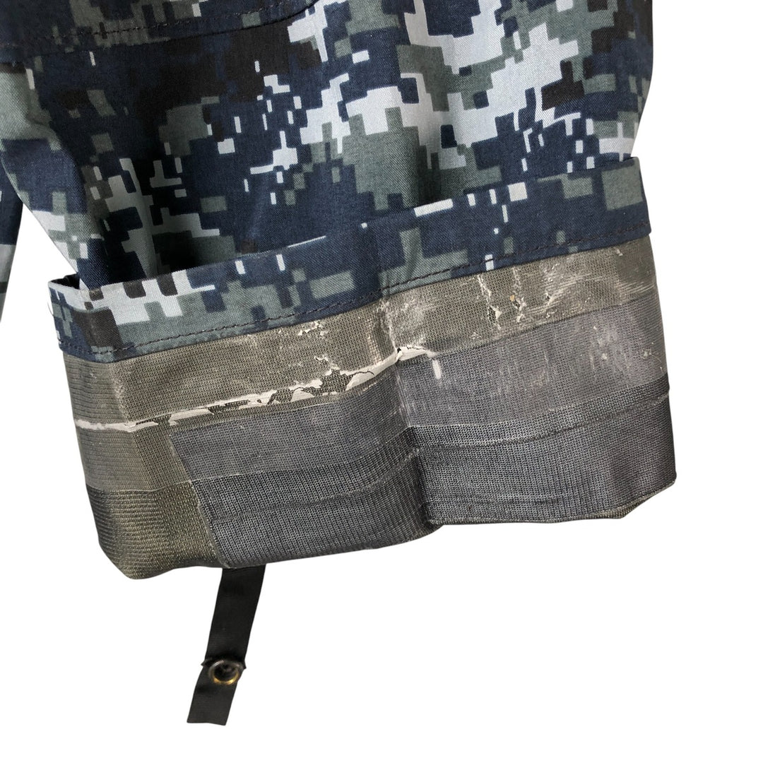 Authentic 2000'S US Navy Camouflage Pattern NWU Digital Camo Military Gore-Tex Parka, Made in USA, Medium Long, Men's Size M Nylon navy blue type Vintage Second Hand