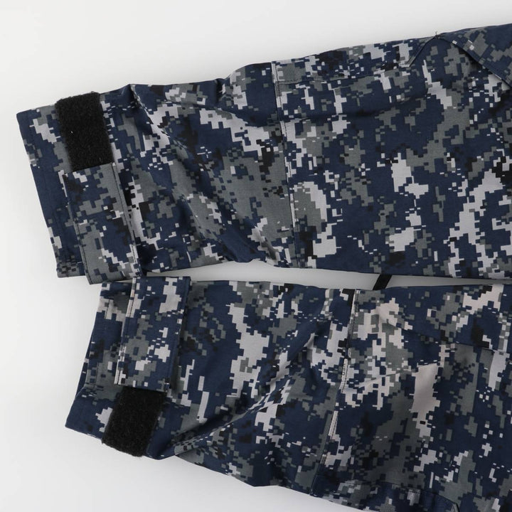 Authentic 2000'S US military camouflage pattern NWU digital camo military Gore-Tex parka, made in the USA, MEDIUM-X-LONG, equivalent to a men's M. Nylon navy blue type Vintage Second Hand