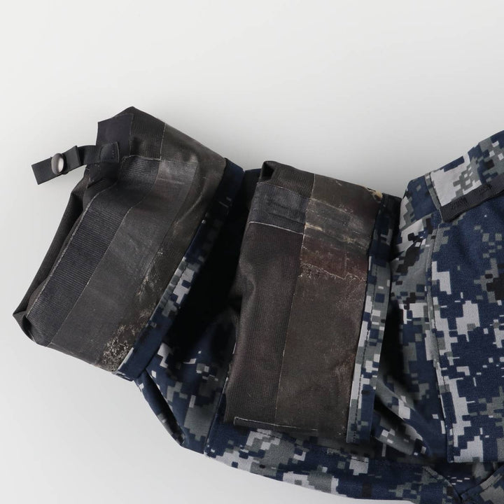 Authentic 2000'S US military camouflage pattern NWU digital camo military Gore-Tex parka, made in the USA, MEDIUM-X-LONG, equivalent to a men's M. Nylon navy blue type Vintage Second Hand