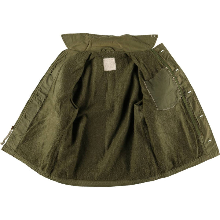 US Navy A-2 Deck Jacket with Back Stencil, Men's Size Medium unclear Khaki type Vintage Second Hand