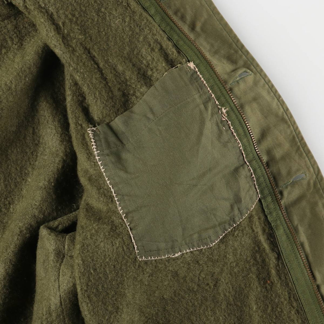 US Navy A-2 Deck Jacket with Back Stencil, Men's Size Medium unclear Khaki type Vintage Second Hand