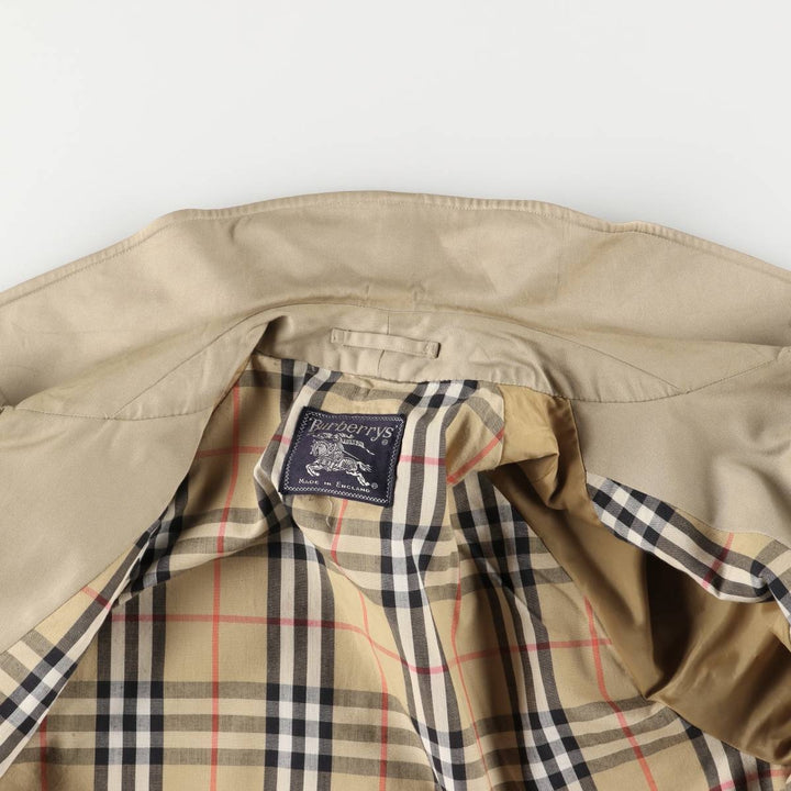 Vintage Burberry Balmacaan coat from the 1970'S to 1980s, made in England, size L. polyester Beige type Vintage Second Hand
