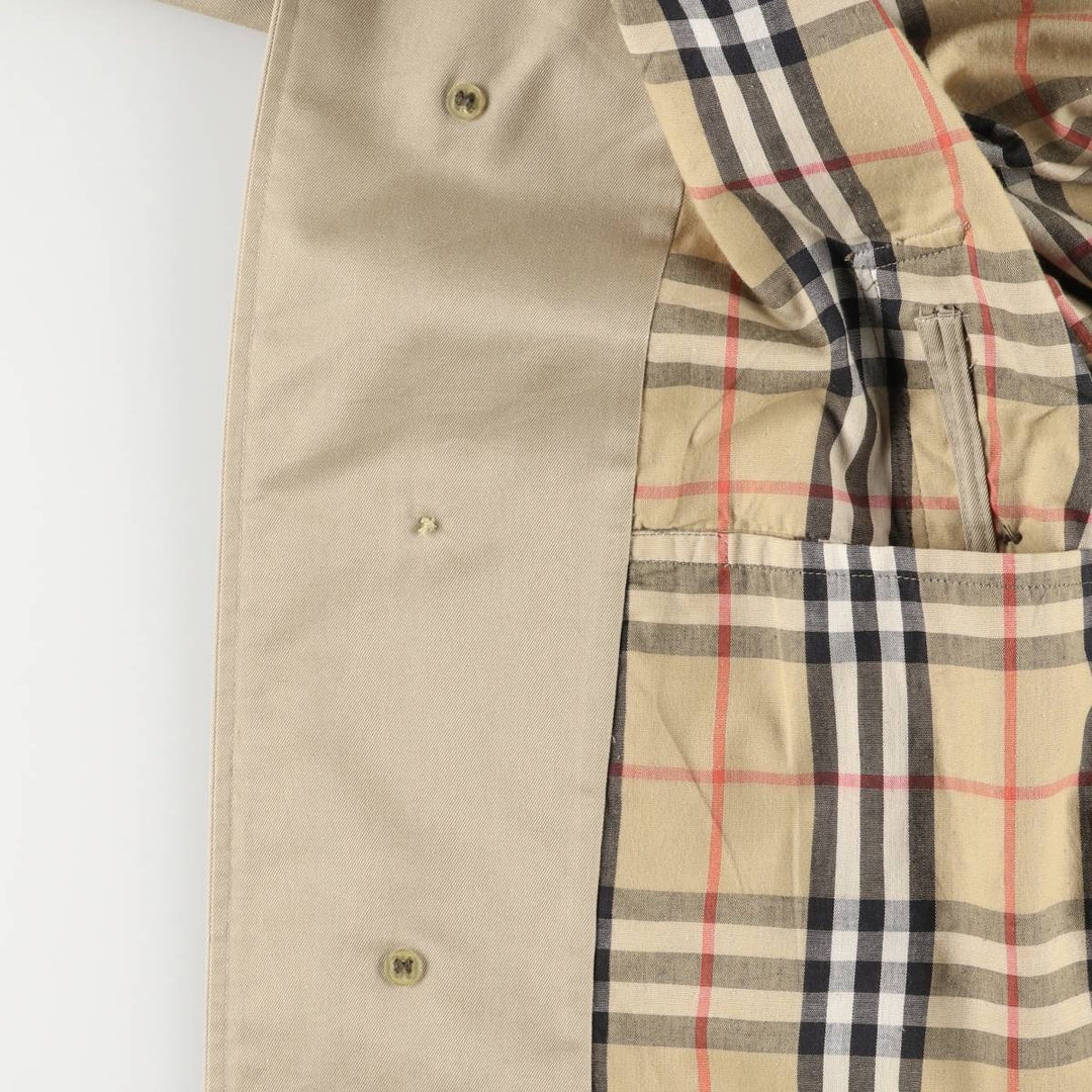 Vintage Burberry Balmacaan coat from the 1970'S to 1980s, made in England, size L. polyester Beige type Vintage Second Hand