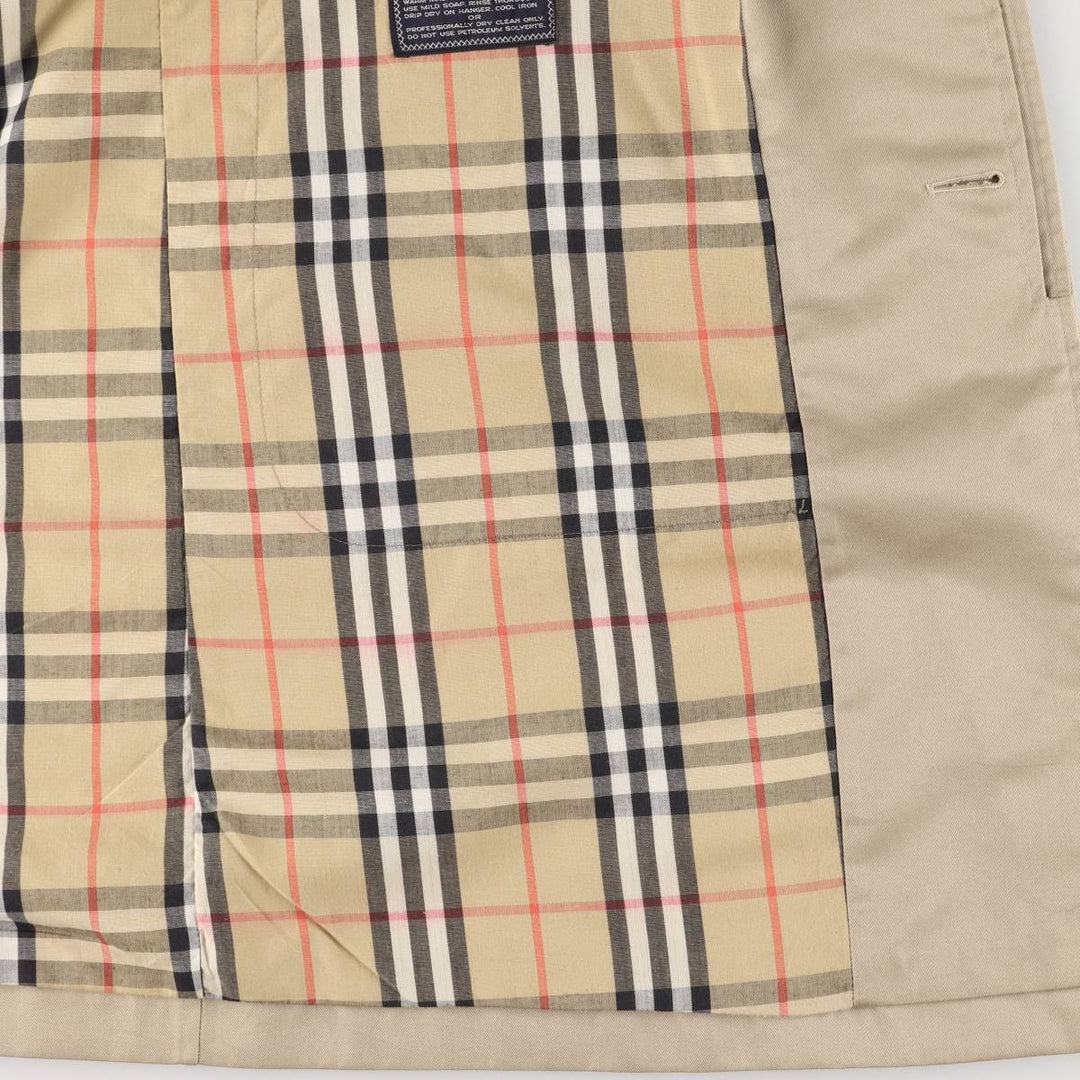 Vintage Burberry Balmacaan coat from the 1970'S to 1980s, made in England, size L. polyester Beige type Vintage Second Hand