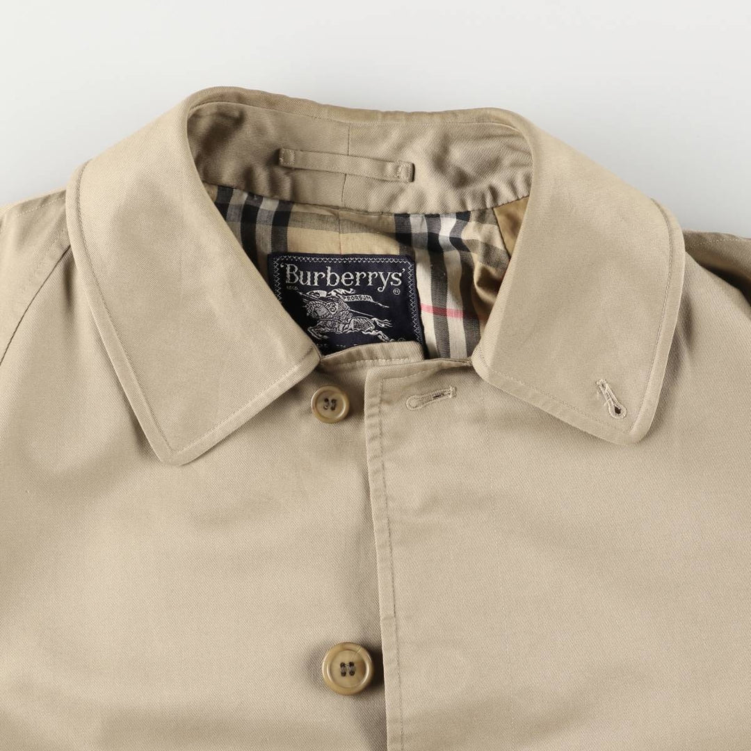 Vintage Burberry Balmacaan coat from the 1970'S to 1980s, made in England, size L. polyester Beige type Vintage Second Hand