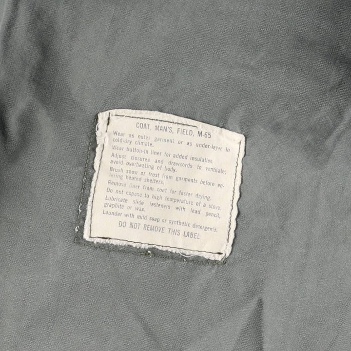 Authentic 1960'S US Military M-65 Field Jacket, Made in USA, Regular Small, Men's Size Medium unclear Khaki type Vintage Second Hand