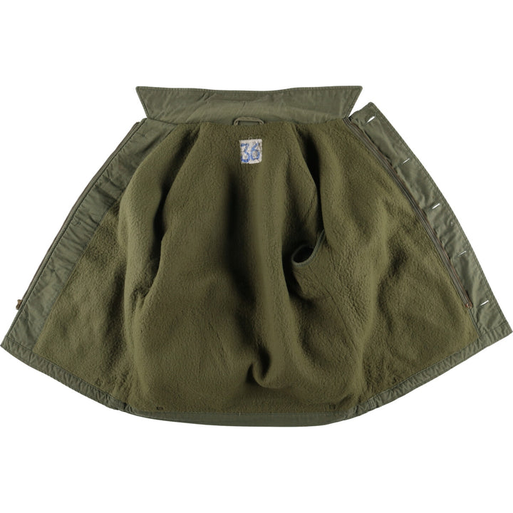 Vintage military A-2 deck jacket, men's size L Nylon Khaki type Vintage Second Hand