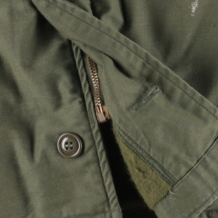 Vintage military A-2 deck jacket, men's size L Nylon Khaki type Vintage Second Hand