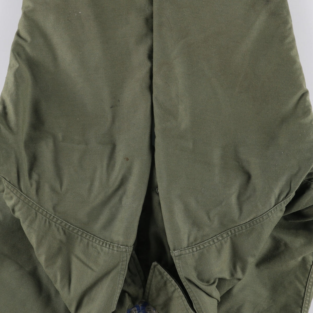 Vintage military A-2 deck jacket, men's size L Nylon Khaki type Vintage Second Hand