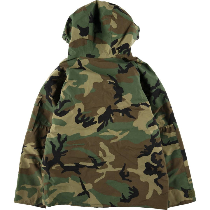 Authentic 1990'S US Military Camouflage Pattern ECWCS 1st Gen. Late Model Woodland Camo Military Gore-Tex Parka, Made in USA, Medium-Regular Nylon Khaki type Vintage Second Hand