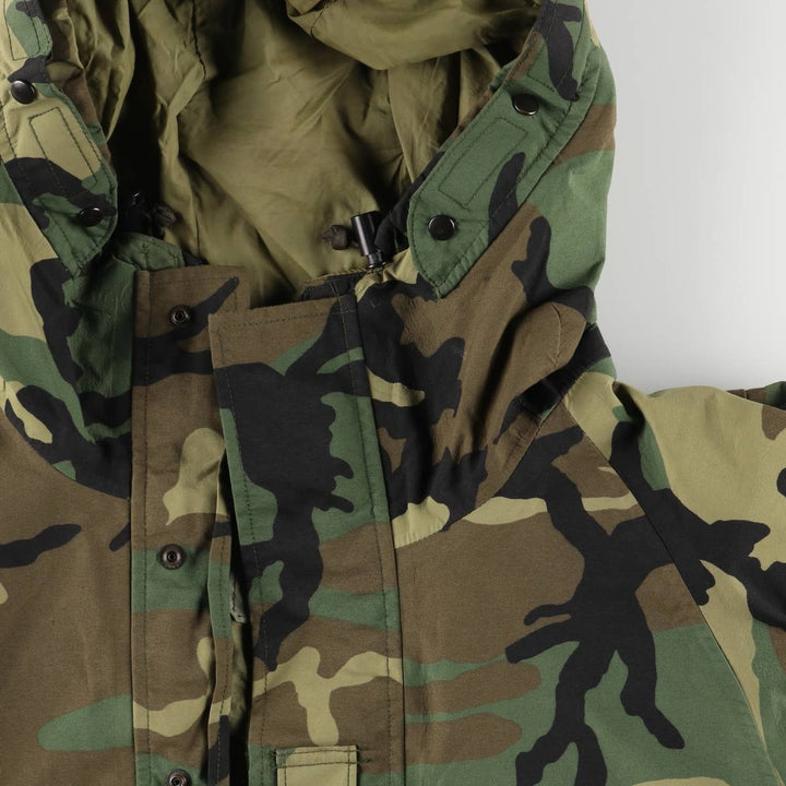 Authentic 1990'S US Military Camouflage Pattern ECWCS 1st Gen. Late Model Woodland Camo Military Gore-Tex Parka, Made in USA, Medium-Regular Nylon Khaki type Vintage Second Hand