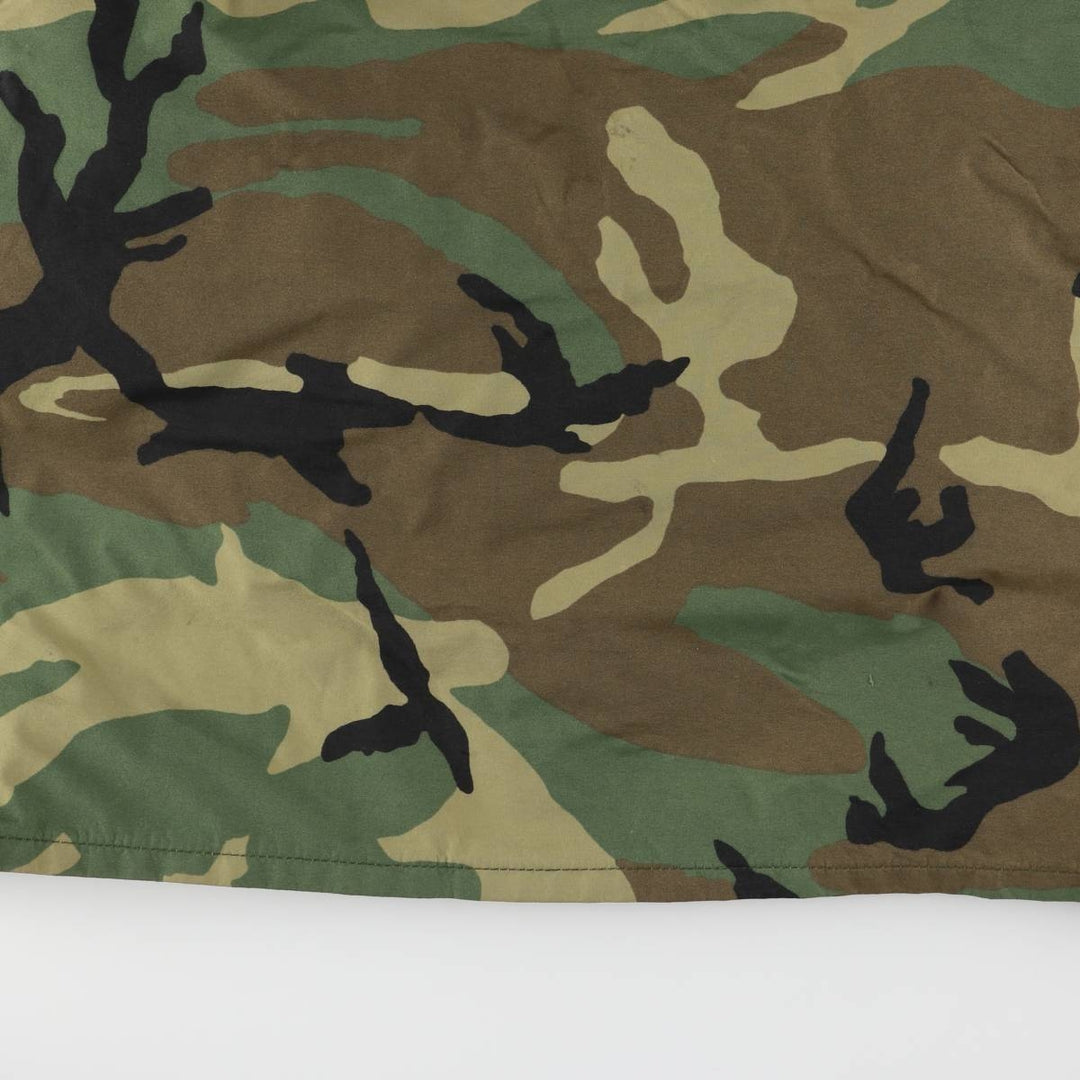 Authentic 1990'S US Military Camouflage Pattern ECWCS 1st Gen. Late Model Woodland Camo Military Gore-Tex Parka, Made in USA, Medium-Regular Nylon Khaki type Vintage Second Hand