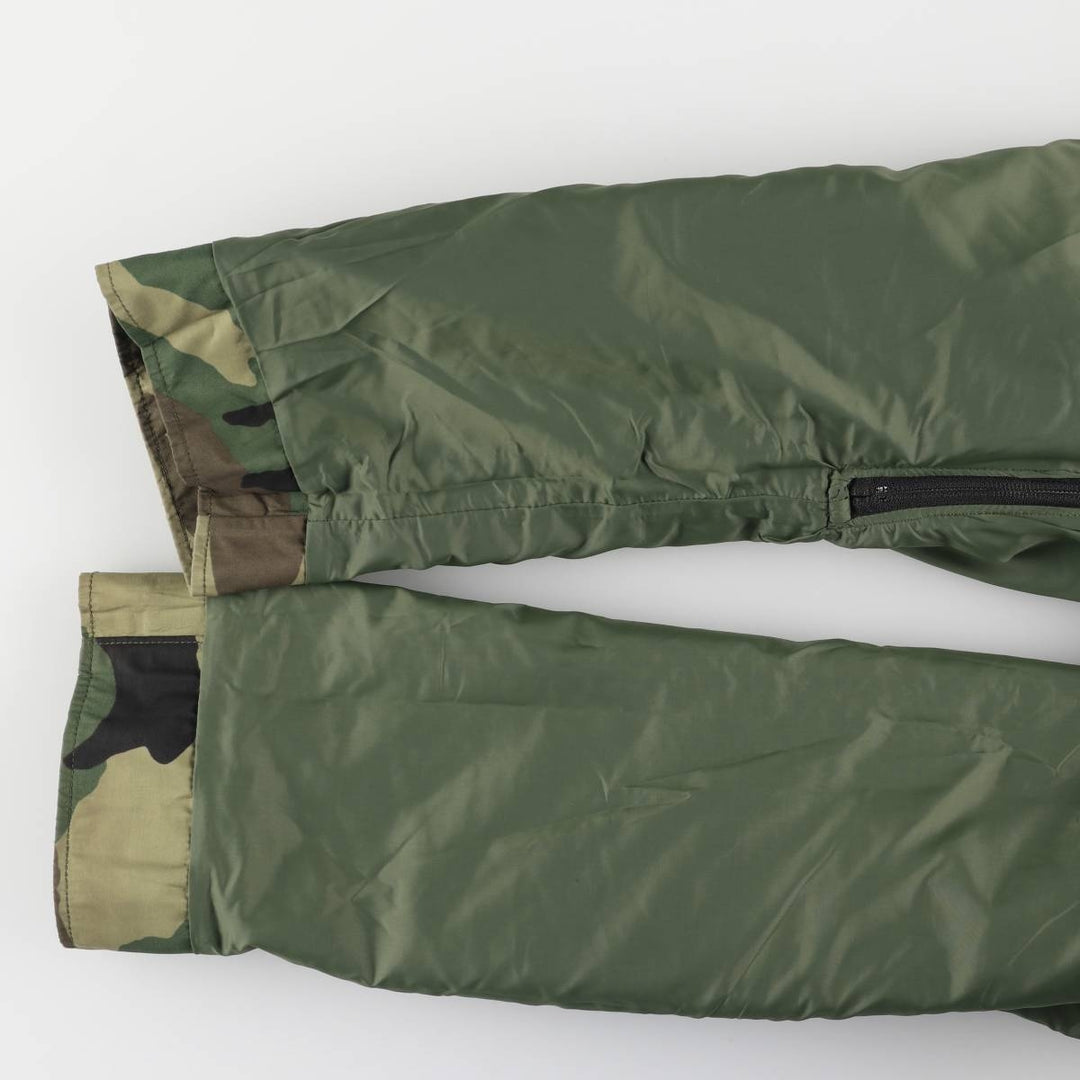 Authentic 2000'S US Military Camouflage Pattern ECWCS 1st Gen. Late Model Woodland Camo Military Gore-Tex Parka, Made in USA, Medium-Regular Nylon Khaki type Vintage Second Hand